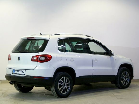 Volkswagen Tiguan Track&Field, 2.0 л, АТ, 2008 фото 6