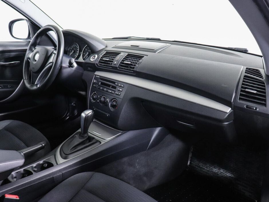 BMW 1 серии, 1.6 л, АТ, 2011 фото 9