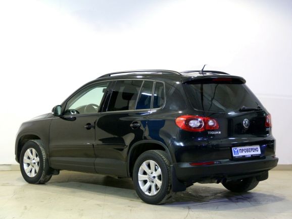 Volkswagen Tiguan Track&Field, 2.0 л, АТ, 2010 фото 5