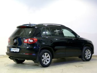 Volkswagen Tiguan Track&Field, 2.0 л, АКПП, 2010 фото 6