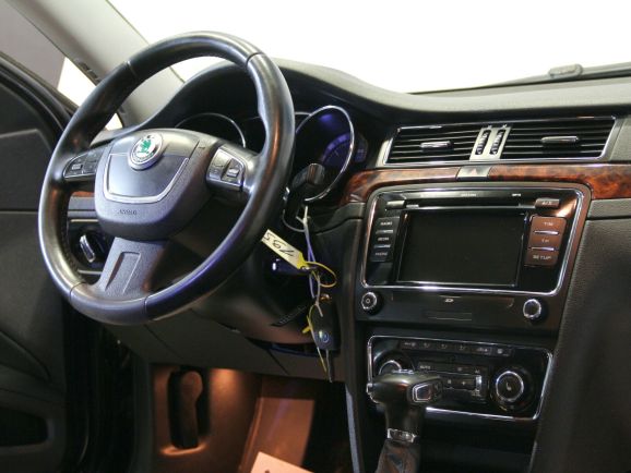 Skoda Superb Elegance, 1.8 л, АТ, 2010 фото 1