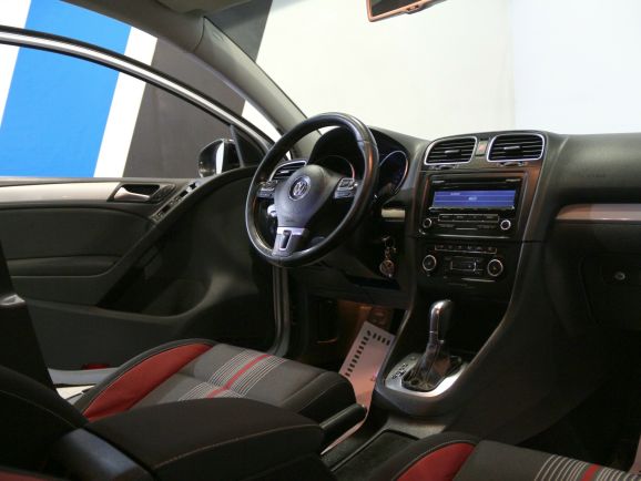 Volkswagen Golf Highline, 1.4 л, Робот, 2011 фото 7