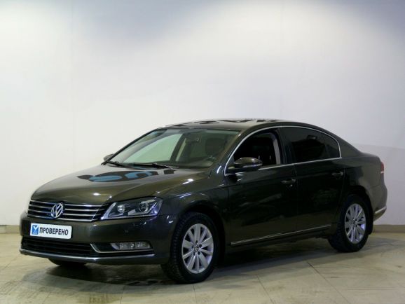 Volkswagen Passat Highline, 1.8 л, Робот, 2013 фото 3