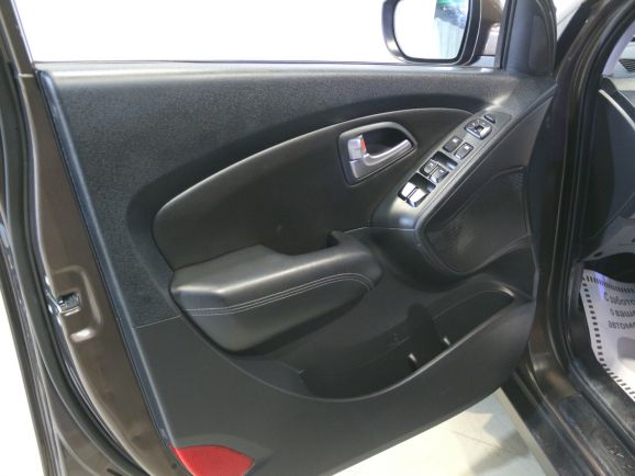 Hyundai ix35, 2.0 л, АТ, 2013 фото 1