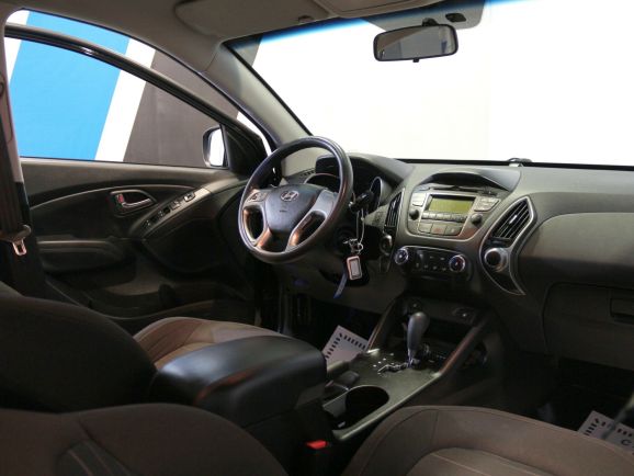 Hyundai ix35 Comfort, 2.0 л, АТ, 2014 фото 2