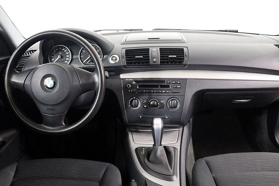BMW 1 серии, 1.6 л, АТ, 2011 фото 8