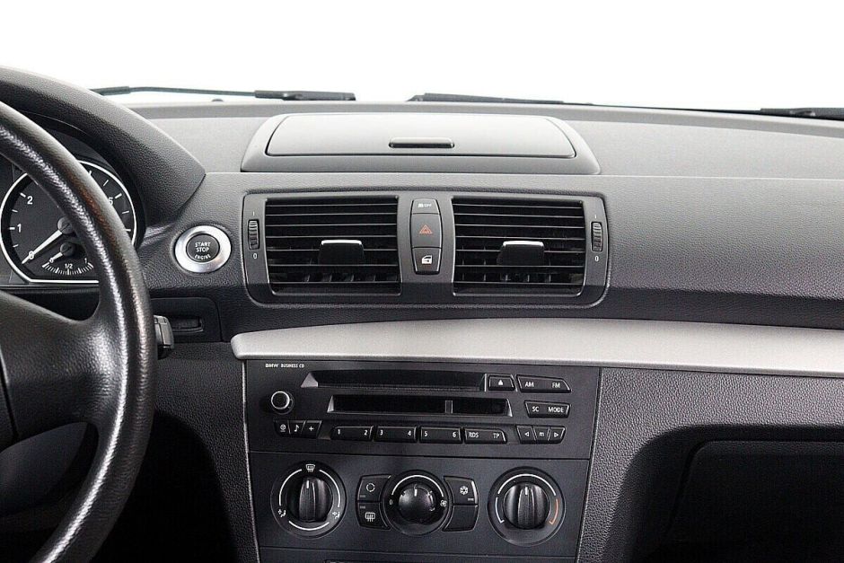 BMW 1 серии, 1.6 л, АТ, 2011 фото 2