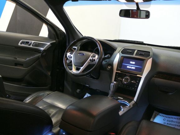 Ford Explorer, 3.5 л, АТ, 2014 фото 7