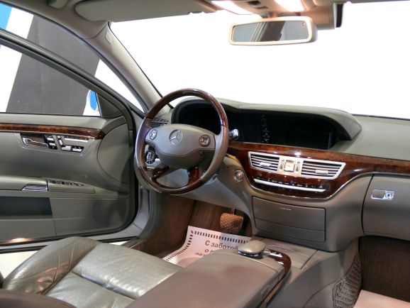 Mercedes-Benz S-Класс S 350, 3.5 л, АТ, 2009 фото 7