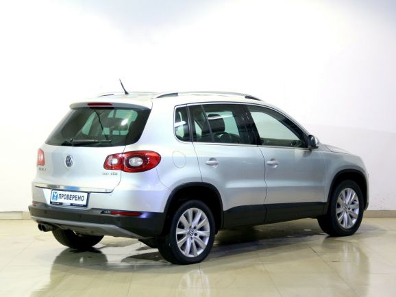 Volkswagen Tiguan Sport&Style, 2.0 л, АТ, 2009 фото 5