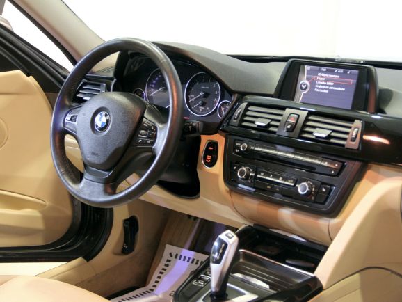 BMW 3 серии, 2.0 л, АТ, 2014 фото 7