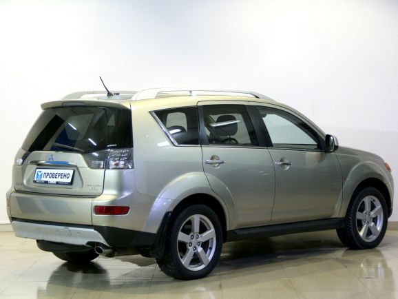 Mitsubishi Outlander Intense, 2.4 л, Вариатор, 2008 фото 4