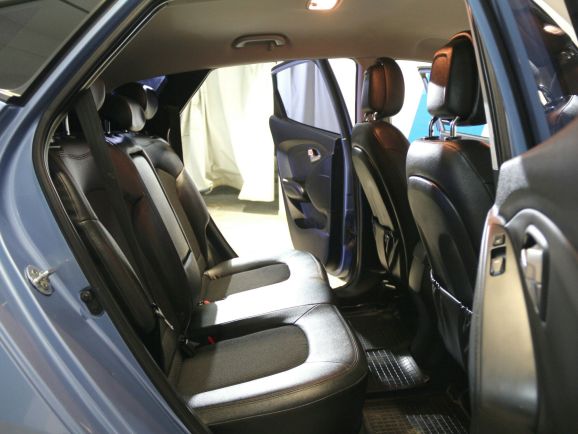 Hyundai ix35 Comfort + Navi, 2.0 л, АТ, 2012 фото 2