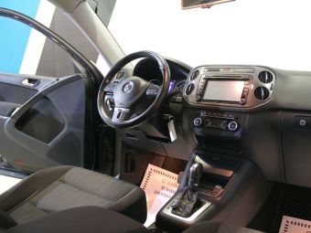 Volkswagen Tiguan Avenue, 2.0 л, АКПП, 2012 фото 7