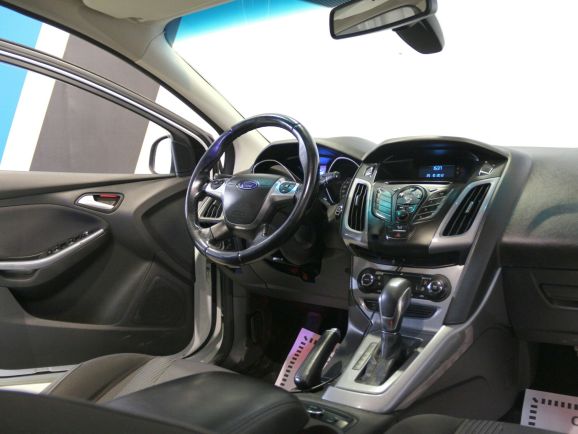 Ford Focus Titanium, 1.6 л, Робот, 2014 фото 7