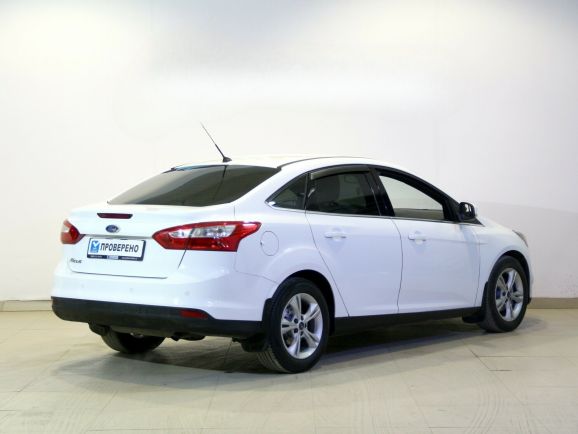 Ford Focus Titanium, 1.6 л, МТ, 2013 фото 6