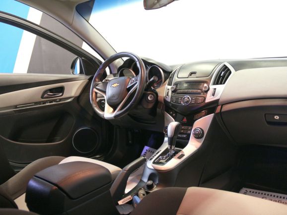 Chevrolet Cruze LT, 1.6 л, АТ, 2013 фото 2