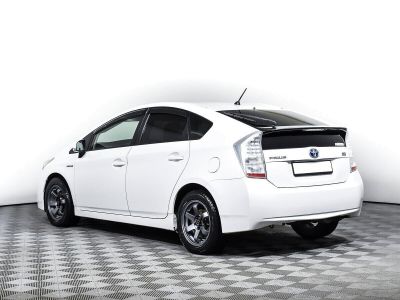 Toyota Prius, 1.8 л, АКПП, 2010 фото 6