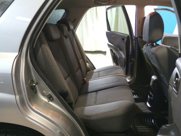 Kia Sportage, 2.0 л, АТ, 2010 фото 2