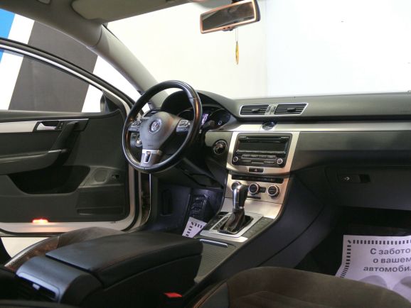 Volkswagen Passat Style, 1.8 л, Робот, 2014 фото 7