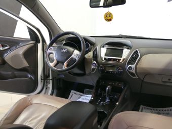 Hyundai ix35 Prestige, 2.0 л, АКПП, 2010 фото 8