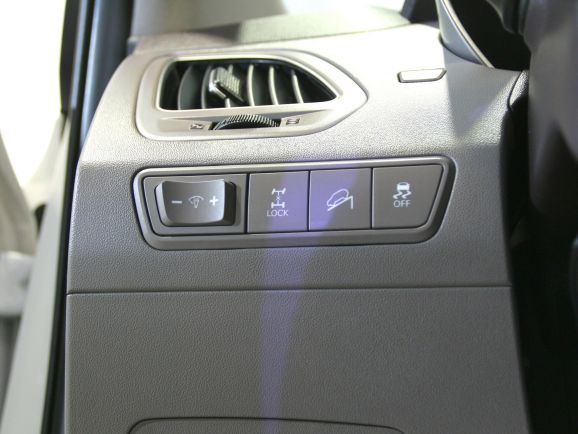 Hyundai ix35 Prestige, 2.0 л, АТ, 2010 фото 9