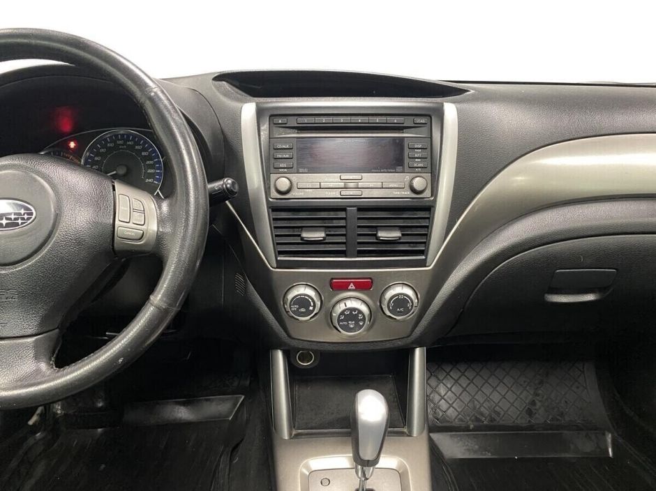 Subaru Forester, 2.0 л, АТ, 2011 фото 9
