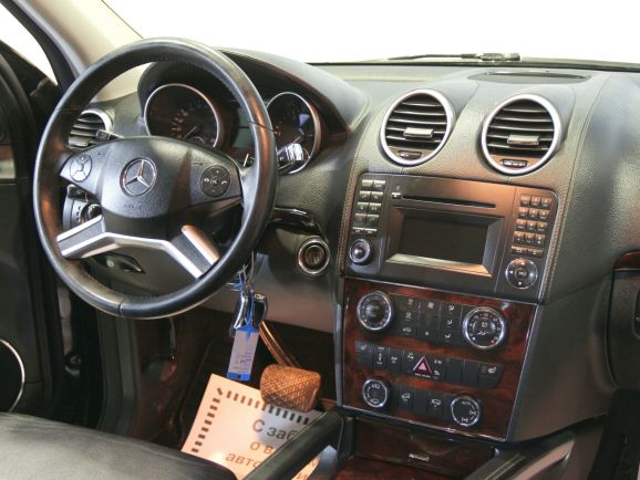 Mercedes-Benz GL-Класс 320 CDI, 3.0 л, АТ, 2009 фото 9