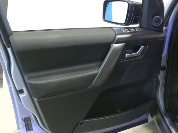 Land Rover Freelander, 2.2 л, АТ, 2010 фото 2