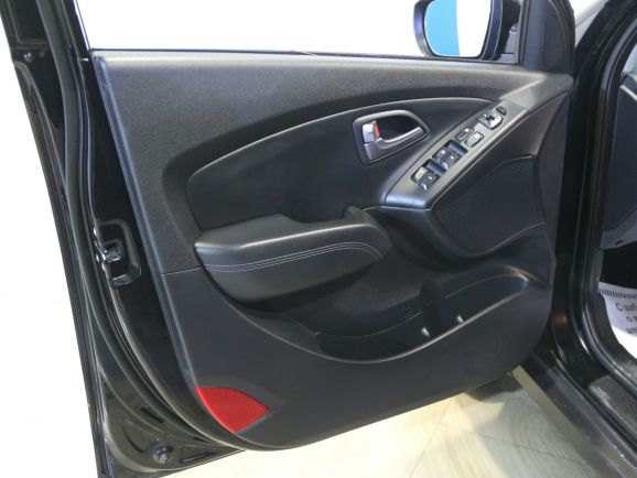 Hyundai ix35 Start Limited Edition, 2.0 л, АТ, 2013 фото 1