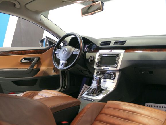 Volkswagen Passat CC Sport, 1.8 л, Робот, 2011 фото 7