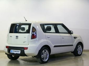 Kia Soul, 1.6 л, АКПП, 2011 фото 4