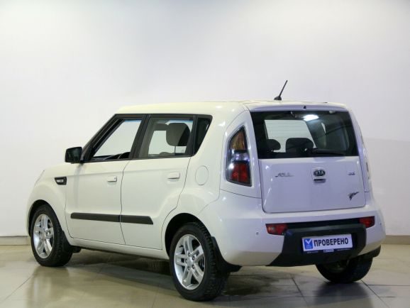 Kia Soul, 1.6 л, АТ, 2011 фото 6