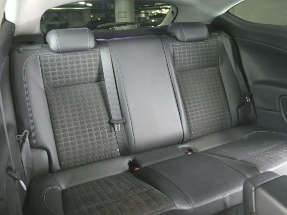 Opel Astra, 1.4 л, АТ, 2012 фото 1