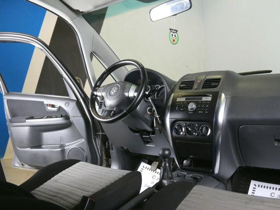 Suzuki SX4, 1.6 л, МТ, 2009 фото 8