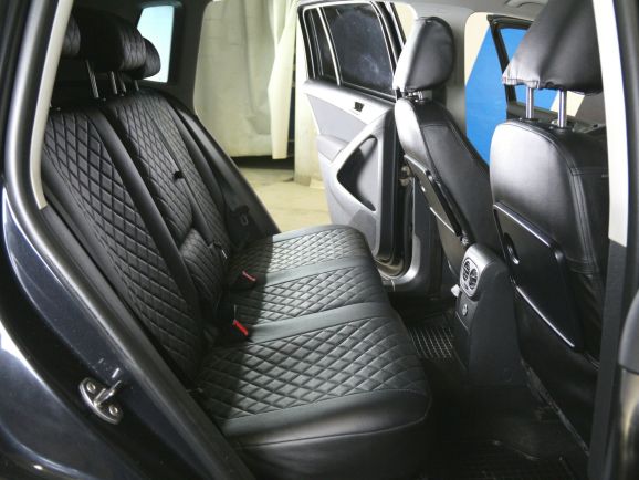 Volkswagen Tiguan Sport&Style, 2.0 л, АТ, 2009 фото 1