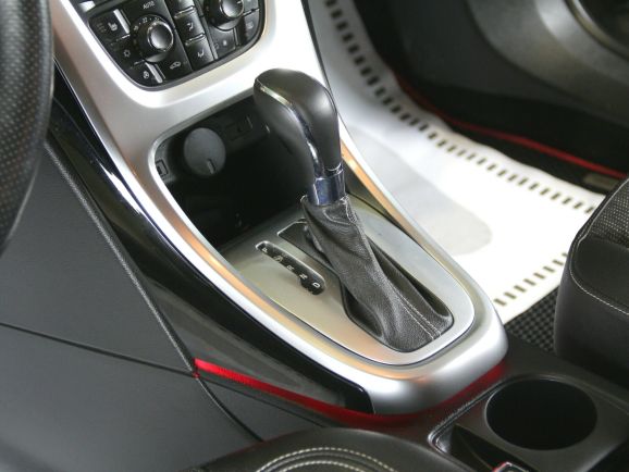 Opel Astra Sport, 1.4 л, АТ, 2014 фото 1