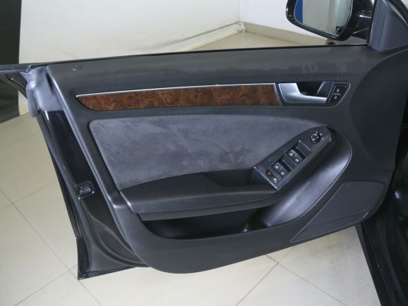 Audi A5 Базовая, 1.8 л, Вариатор, 2011 фото 1