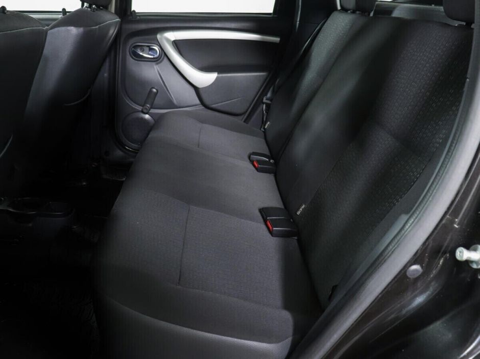 Nissan Terrano, 2.0 л, АТ, 2015 фото 1