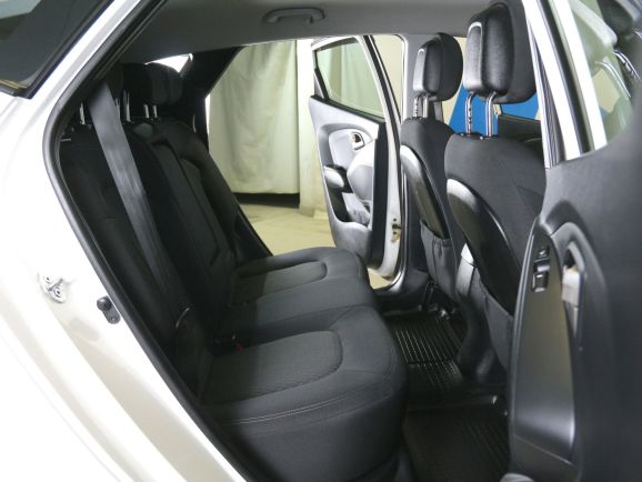 Hyundai ix35 Base, 2.0 л, МТ, 2012 фото 2