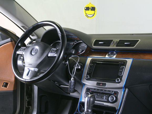 Volkswagen Passat CC Sport, 1.8 л, Робот, 2012 фото 8