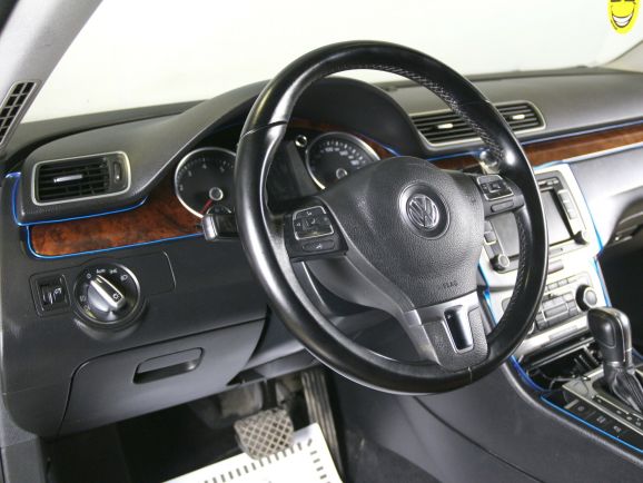 Volkswagen Passat CC Sport, 1.8 л, Робот, 2012 фото 2