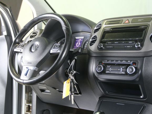 Volkswagen Golf Plus Trendline, 1.2 л, Робот, 2012 фото 9