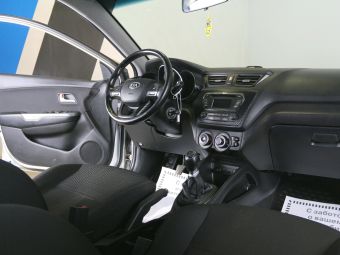 Kia Rio, 1.6 л, МКПП, 2015 фото 7