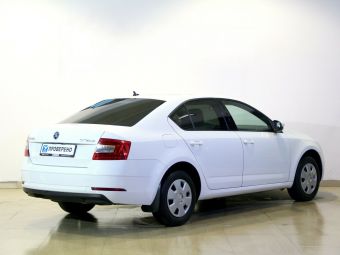 Skoda Octavia, 1.6 л, АКПП, 2018 фото 6