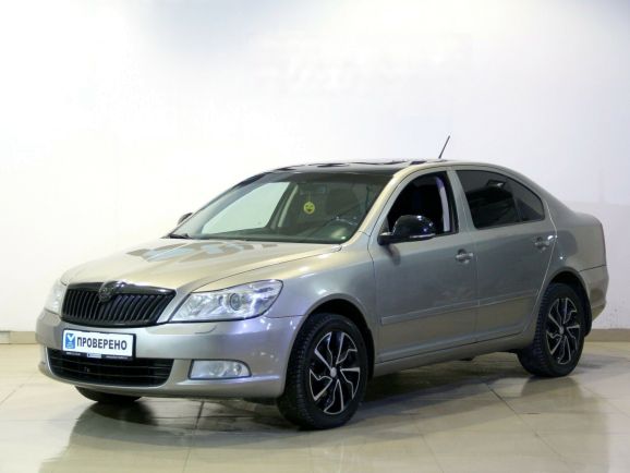 Skoda Octavia Elegance, 1.4 л, Робот, 2011 фото 3