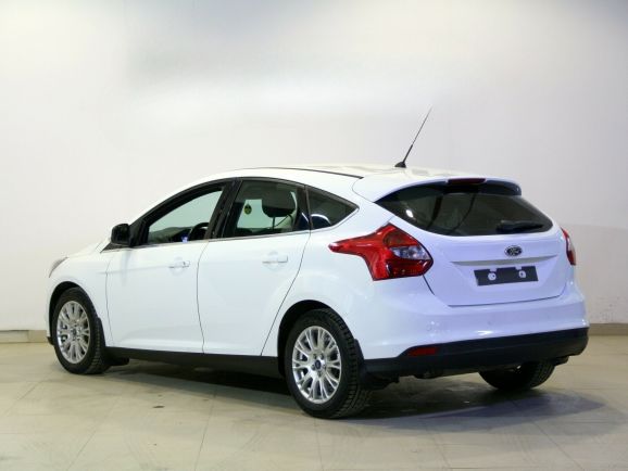 Ford Focus Titanium, 1.6 л, Робот, 2014 фото 6