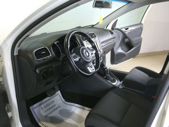Volkswagen Golf Match, 1.4 л, Робот, 2012 фото 7
