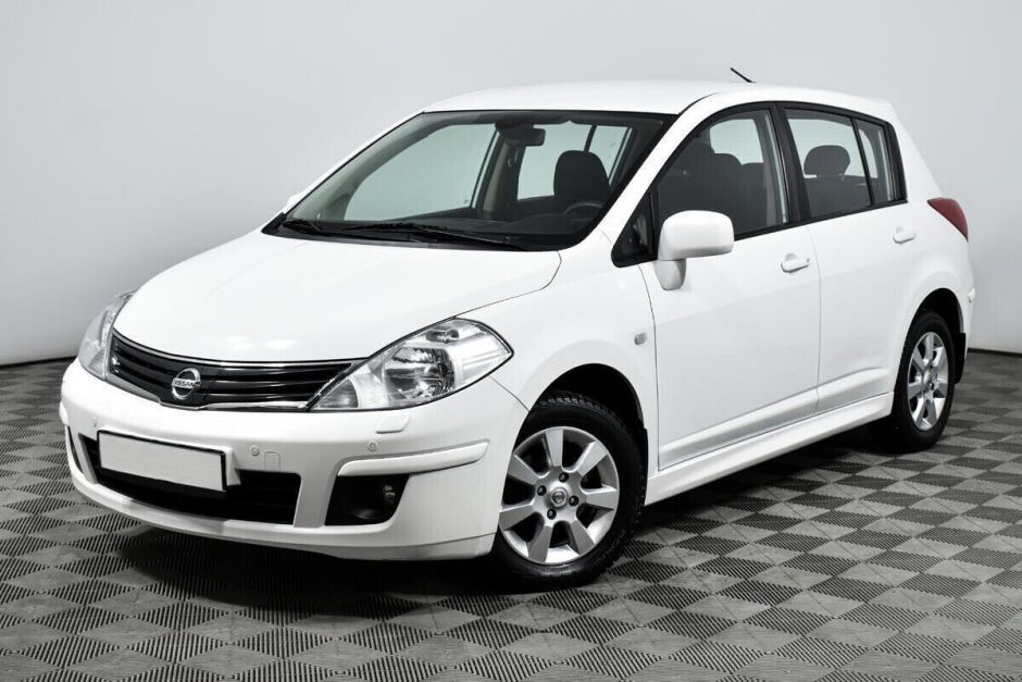 Nissan Tiida, 1.6 л, АТ, 2013 фото 3