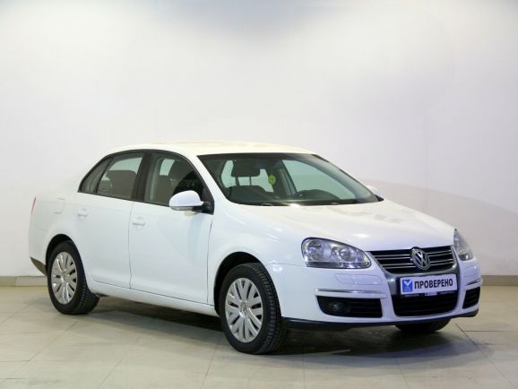 Volkswagen Jetta Trendline, 1.6 л, Робот, 2010 фото 4